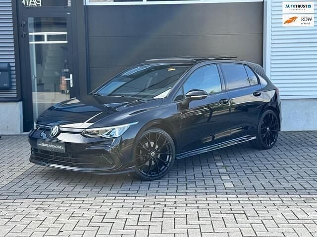 Zwart Gebruikt 2020 VW Golf VII Black Edition Hatchback | € 30.450 (Eerlijke prijs) - Afbeelding 1/4