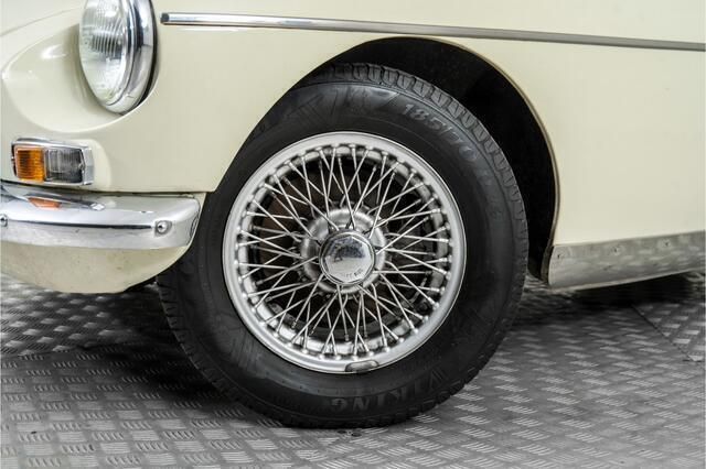 Occasion MG B 97 PK (71 kW) 1967 Wit Cabriolet
