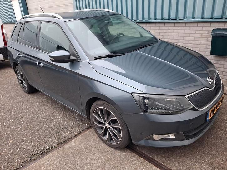 Gebruikt 2015 Skoda Fabia Stationwagen | € 7.500 (Eerlijke prijs) - Afbeelding 1/4