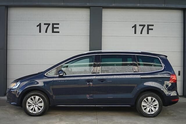 Blauw Gebruikt 2010 VW Sharan Comfortline MPV | € 11.500 (Eerlijke prijs) - Afbeelding 1/4