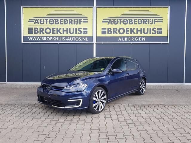 Blauw Gebruikt 2015 VW Golf VII GTE Hatchback | € 7.350 (Super prijs) - Afbeelding 1/4
