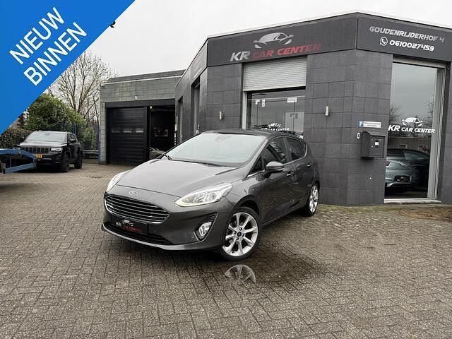 Grijs Occasion 2018 Ford Fiesta Hatchback | € 12.499 (Eerlijke prijs) - Afbeelding 1/4