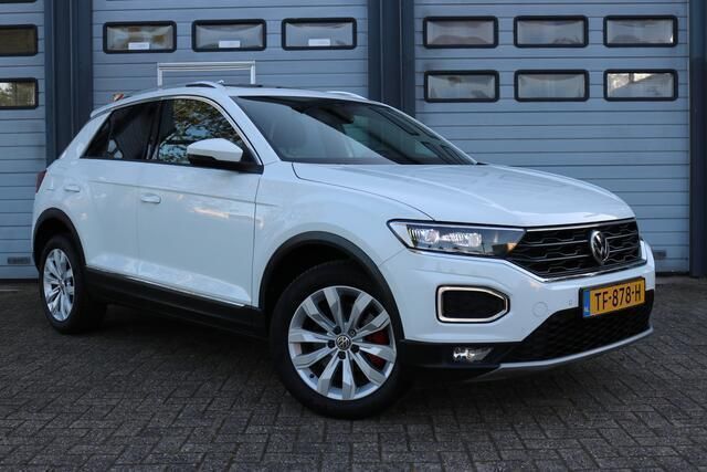Wit Gebruikt 2018 VW T-Roc Sport SUV | € 16.949 (Eerlijke prijs) - Afbeelding 1/4