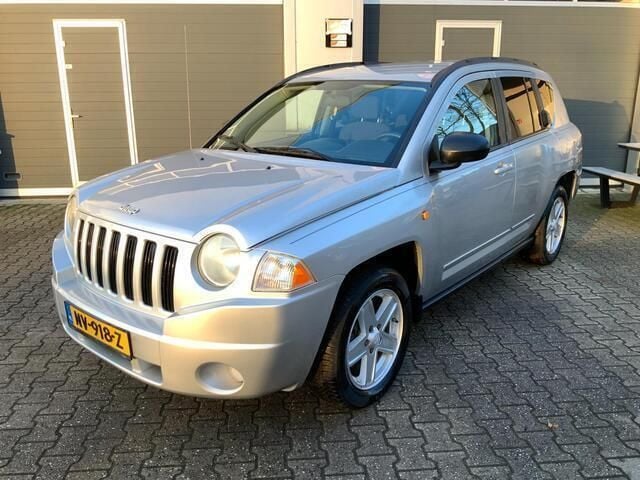 Grijs Gebruikt 2010 Jeep Compass SUV | € 1.450 - Afbeelding 1/4