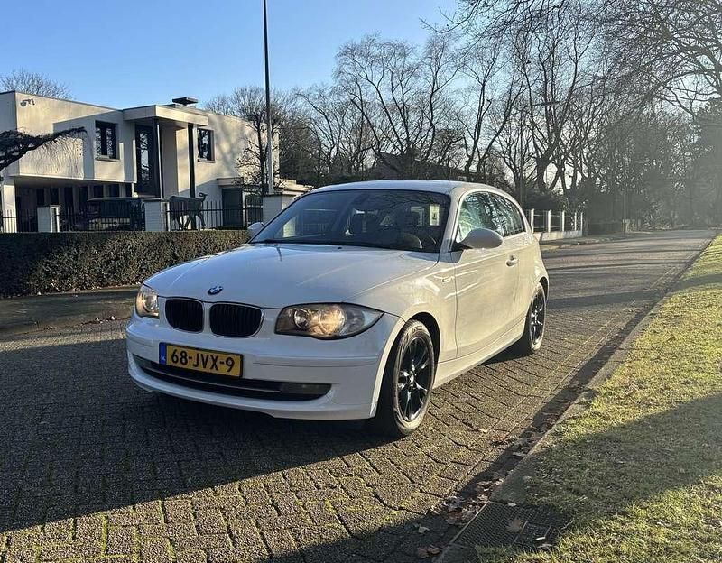 Occasion BMW 116 122 PK (89 kW) 2009 Wit Hatchback