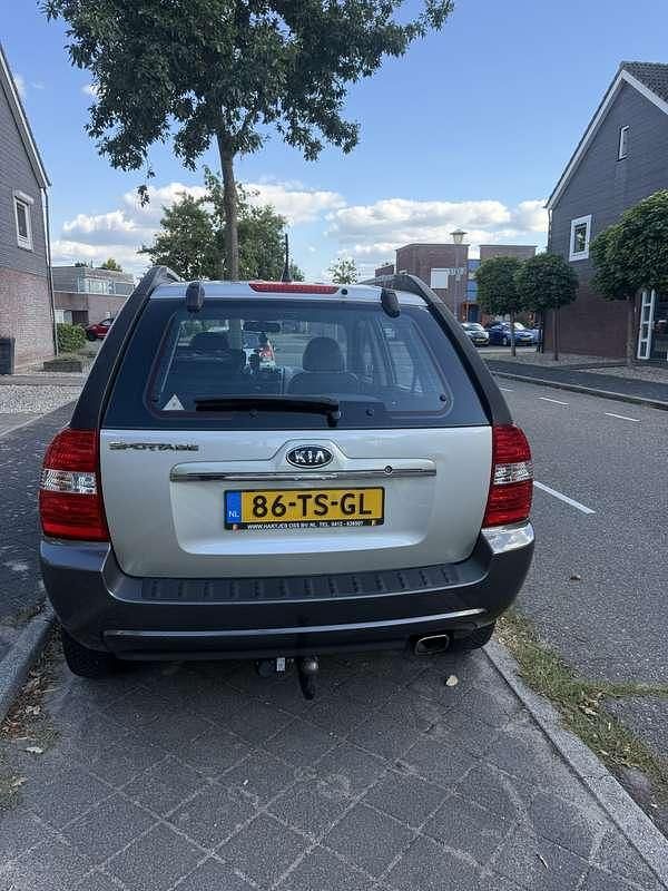 Groen Gebruikt 2007 Kia Sportage SUV | € 4.000 (Eerlijke prijs) - Afbeelding 1/4