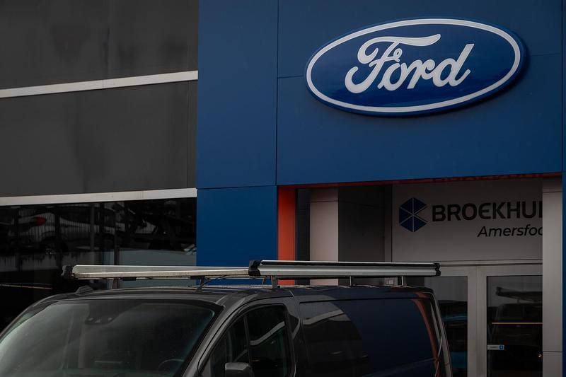 Occasion Ford Transit Custom Limited 131 PK (96 kW) 2019 Grijs Van