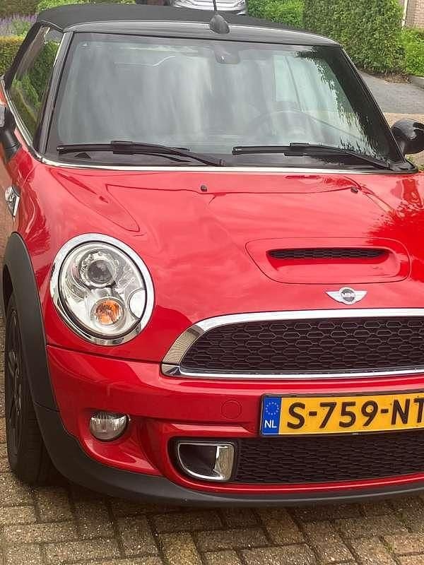 Rood Gebruikt 2014 Mini Cooper S Cabriolet Cabriolet | € 13.500 (Goede deal) - Afbeelding 1/4