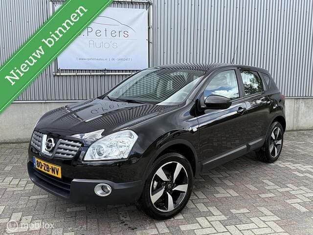 Zwart Gebruikt 2008 Nissan Qashqai Tekna SUV | € 4.450 (Goede deal) - Afbeelding 1/4