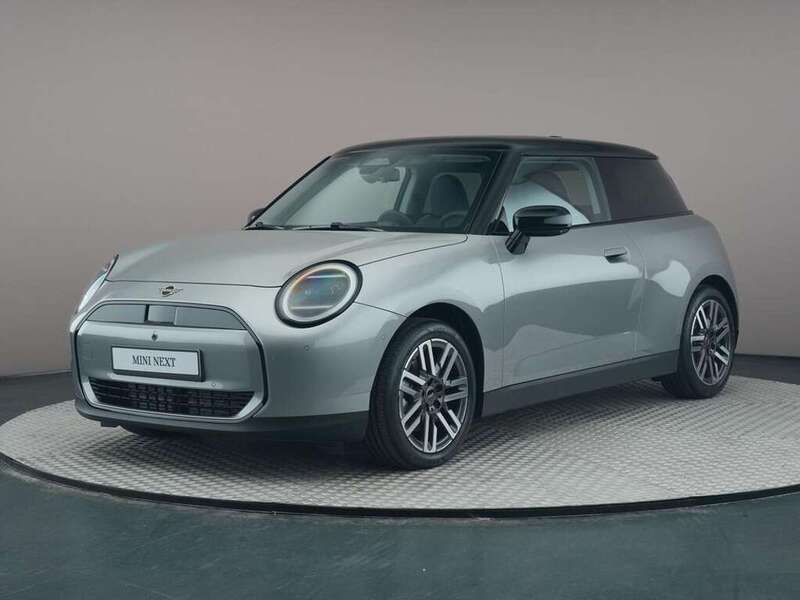 Grijs, metallic lak Nieuw 2024 Mini Cooper Classic Hatchback | € 30.750 (Goede deal) - Afbeelding 1/4