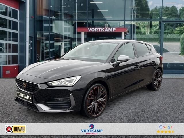 Zwart Gebruikt 2021 Cupra Leon Hatchback | € 26.950 (Eerlijke prijs) - Afbeelding 1/4