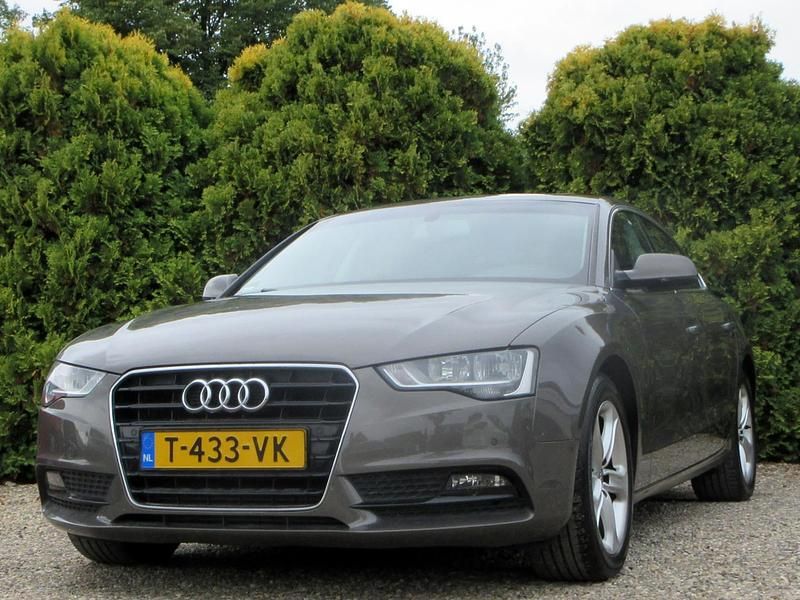 Occasion Audi A5 Proline 170 PK (125 kW) 2013 Grijs Coupé