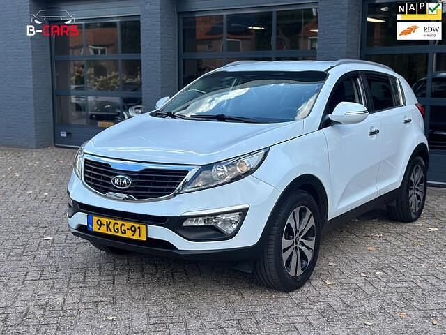 Wit Gebruikt 2013 Kia Sportage Plus SUV | € 9.499 (Eerlijke prijs) - Afbeelding 1/4