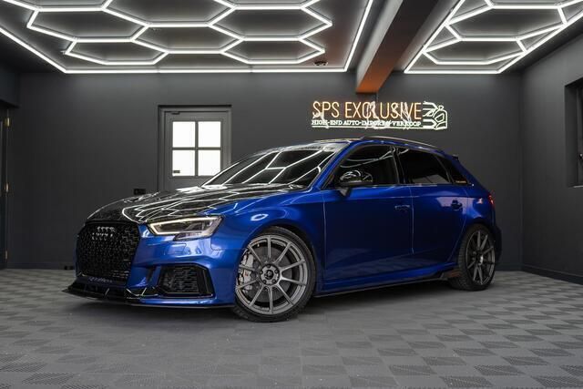 Grijs Gebruikt 2017 Audi RS3 Comfort Hatchback | € 59.900 - Afbeelding 1/4