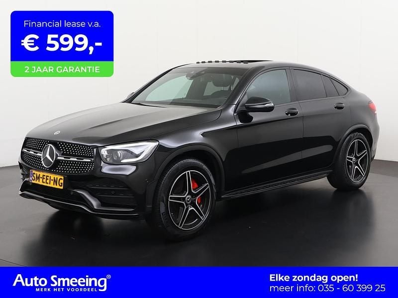 Black standard finish (040u) Gebruikt 2020 Mercedes GLC300 AMG Coupé | € 47.895 (Eerlijke prijs) - Afbeelding 1/4