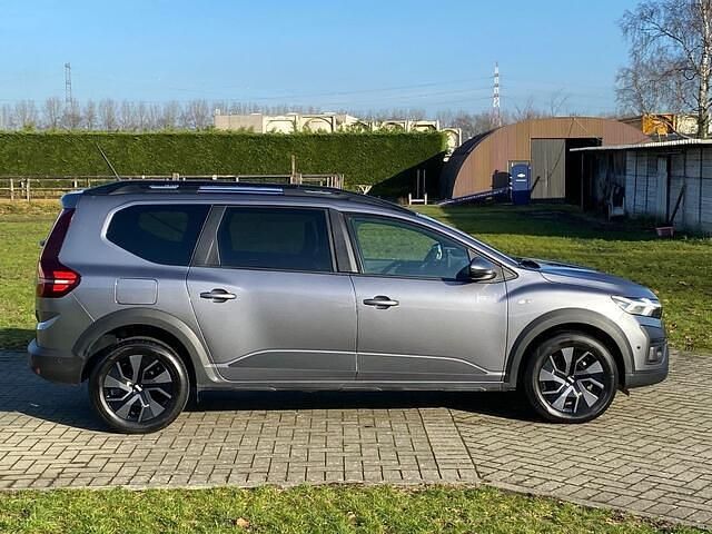 Occasion Dacia Jogger Expression 101 PK (74 kW) 2025 Grijs MPV