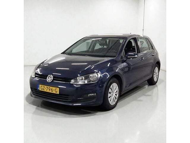 Blauw (metallic) Occasion 2015 VW Golf VII Hatchback | € 9.450 (Super prijs) - Afbeelding 1/4
