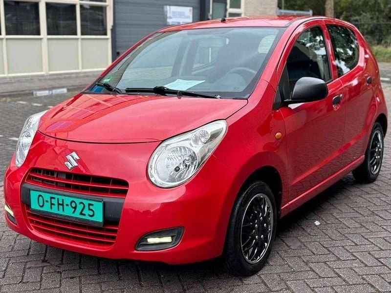 Rood Gebruikt 2009 Suzuki Alto Hatchback | € 3.199 (Iets duurder) - Afbeelding 1/4