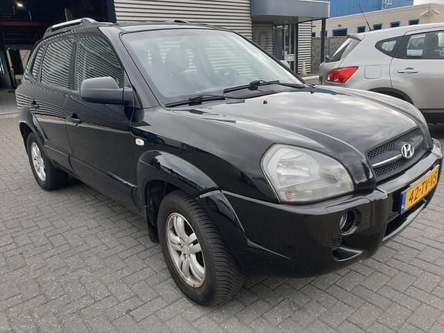 Zwart Gebruikt 2007 Hyundai Tucson Active SUV | € 2.499 (Goede deal) - Afbeelding 1/4