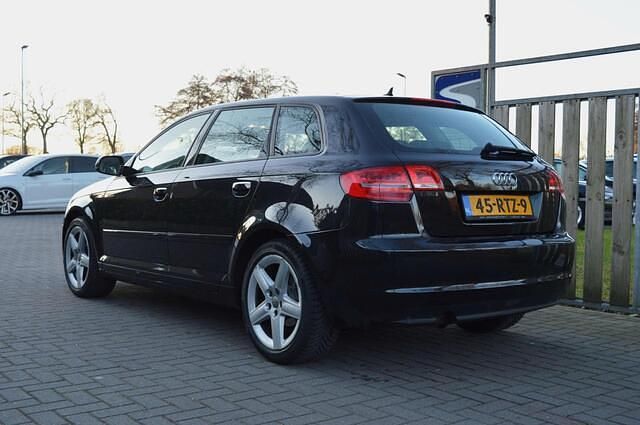 Occasion Audi A3 Sportback Attraction 105 PK (77 kW) 2011 Zwart (metallic) Hatchback