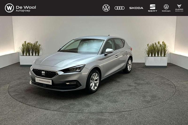 Urban silver Gebruikt 2023 Seat Leon ST Business Stationwagen | € 22.495 (Eerlijke prijs) - Afbeelding 1/3