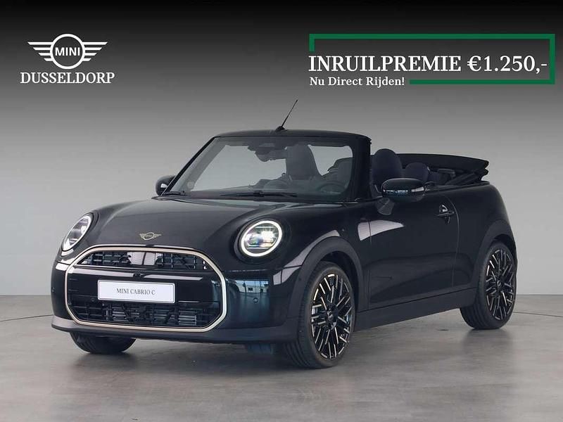 Zwart, metallic lak Nieuw 2025 Mini Cooper Cabriolet Favoured Cabriolet | € 51.058 (Goede deal) - Afbeelding 1/4