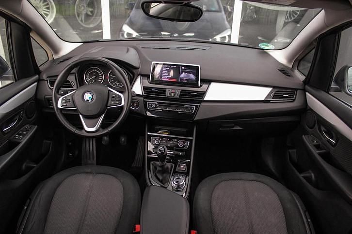 Occasion BMW 216 Executive 102 PK (75 kW) 2016 Blauw Stationwagen