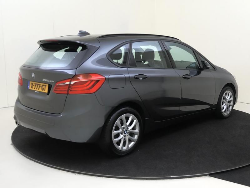 Occasion BMW 225 Active Tourer iPerformance 224 PK (164 kW) 2020 Grijs MPV