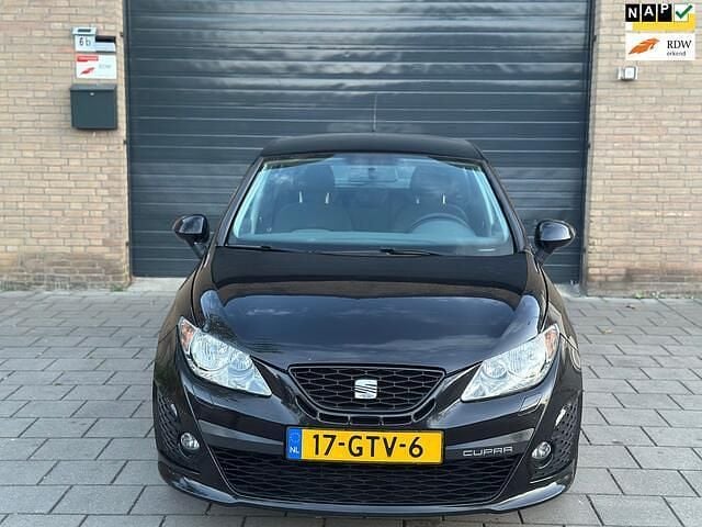 Zwart Gebruikt 2008 Seat Ibiza Style Hatchback | € 3.750 (Eerlijke prijs) - Afbeelding 1/4