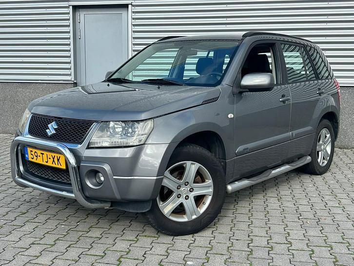 Gebruikt 2006 Suzuki Grand Vitara | € 3.999 (Eerlijke prijs) - Afbeelding 1/4