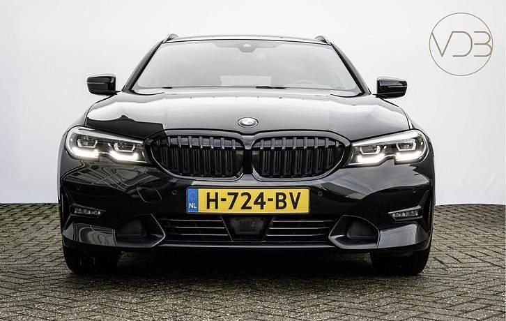 Occasion BMW 330 Executive 259 PK (190 kW) 2020 Zwart Stationwagen