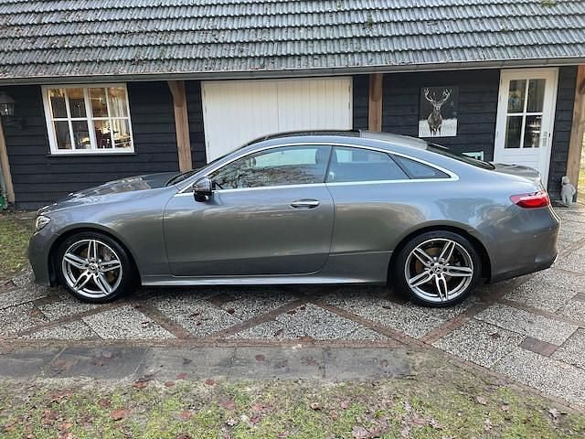 Occasion Mercedes E350 AMG line 2019 Grijs (metallic) Coupé