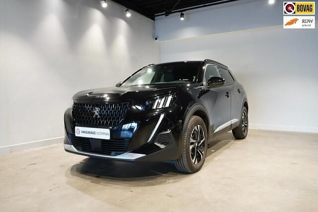 Zwart Occasion 2023 Peugeot 2008 GT SUV | € 22.995 (Eerlijke prijs) - Afbeelding 1/4