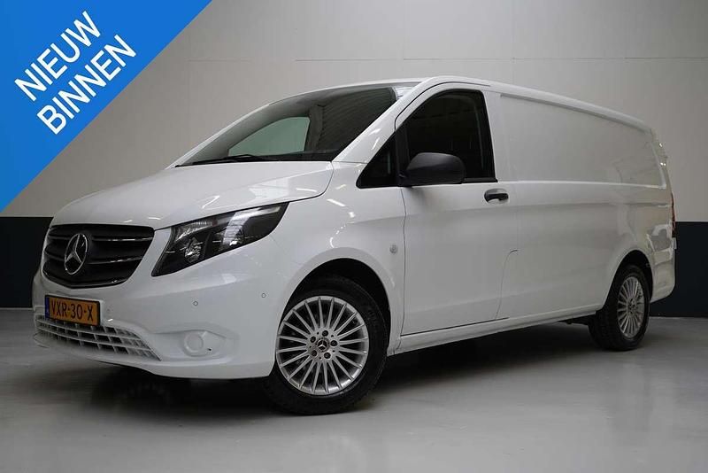 Wit Gebruikt 2021 Mercedes Vito Van | € 20.844 (Super prijs) - Afbeelding 1/4