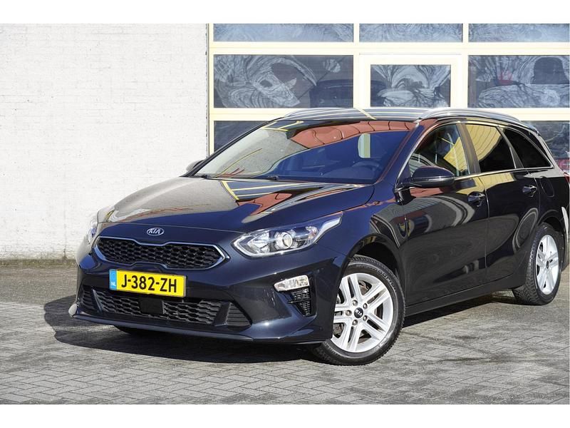 Occasion Kia Ceed 120 PK (88 kW) 2020 Zwart Hatchback