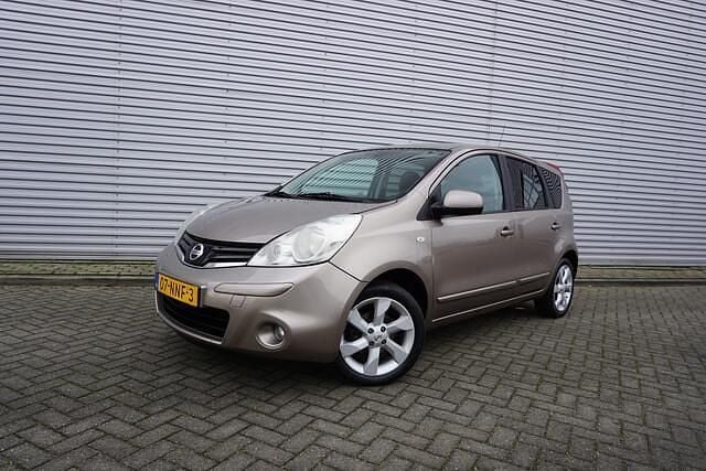 Mpv Occasion 2010 Nissan Note Tekna MPV | € 1.950 (Eerlijke prijs) - Afbeelding 1/4