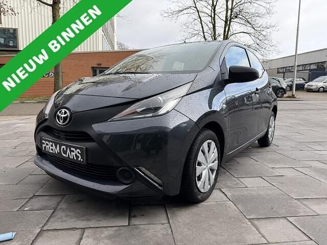 Occasion Toyota Aygo 69 PK (50 kW) 2017 Grijs Hatchback