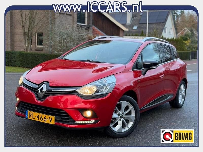 Rood (metallic) Gebruikt 2017 Renault Clio GrandTour LIMITED Stationwagen | € 7.995 (Goede deal) - Afbeelding 1/3