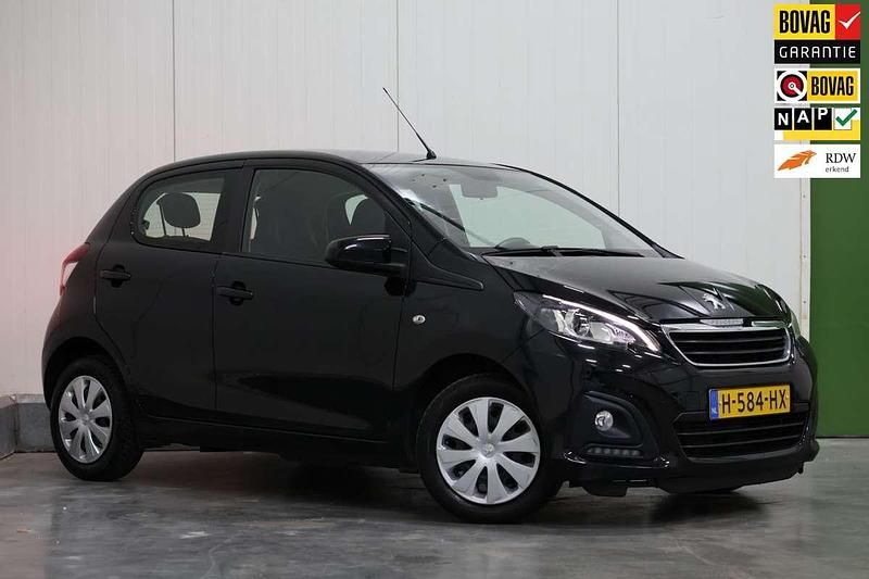 Zwart Gebruikt 2020 Peugeot 108 Active Hatchback | € 7.495 (Eerlijke prijs) - Afbeelding 1/4
