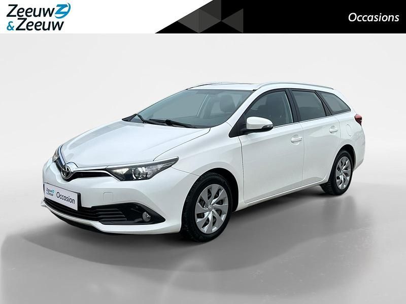 Wit Occasion 2016 Toyota Auris Touring Sports Stationwagen | € 12.940 (Eerlijke prijs) - Afbeelding 1/4