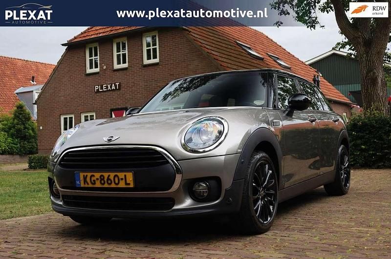 Grijs, metallic lak Gebruikt 2016 Mini One D Clubman Business Stationwagen | € 12.845 - Afbeelding 1/4