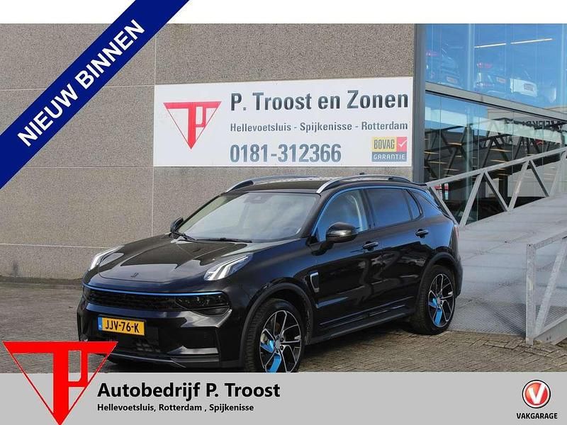 Zwart (metallic) Gebruikt 2023 Lynk & Co 01 SUV | € 27.450 (Eerlijke prijs) - Afbeelding 1/4