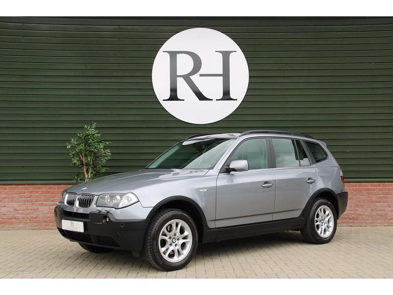 Grijs Gebruikt 2005 BMW X3 Executive SUV | € 14.940 - Afbeelding 1/4
