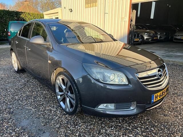 Occasion Opel Insignia Cosmo 260 PK (191 kW) 2010 Grijs Sedan