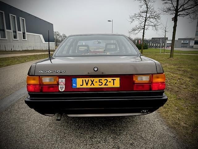Occasion Audi 100 75 PK (55 kW) 1983 Bruin Sedan