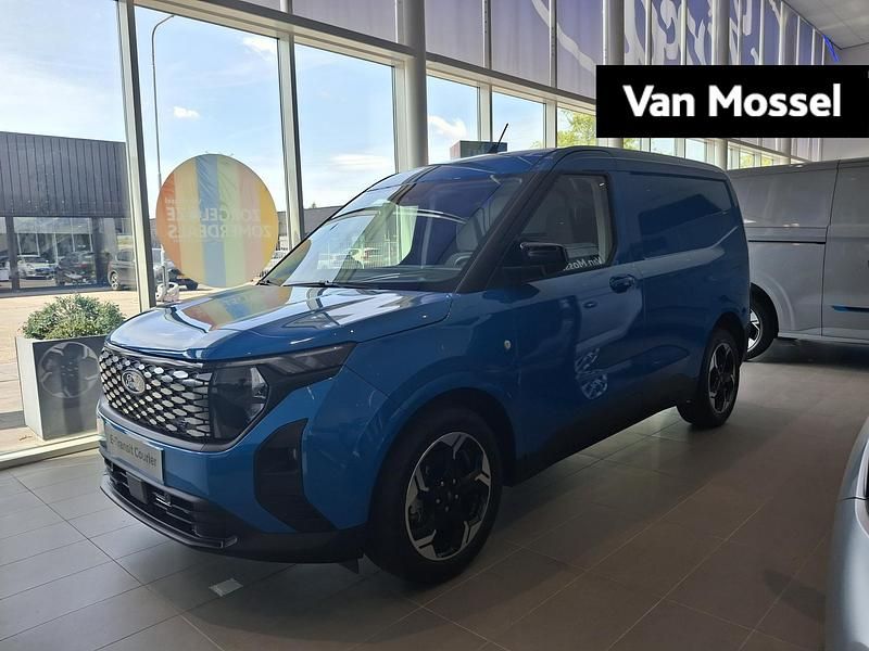 Blauw Nieuw 2025 Ford E-Transit Limited Van | € 32.955 (Iets duurder) - Afbeelding 1/4