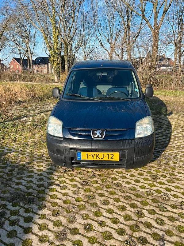Occasion 2003 Peugeot Partner MPV | € 1.250 (Eerlijke prijs) - Afbeelding 1/4