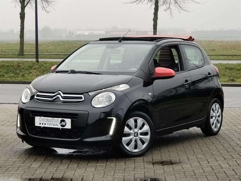 Zwart, metallic lak Gebruikt 2015 Citroën C1 Feel Hatchback | € 8.950 (Duur) - Afbeelding 1/4