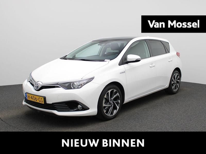 Wit Occasion 2016 Toyota Auris Hybrid Executive Hatchback | € 14.900 (Eerlijke prijs) - Afbeelding 1/4