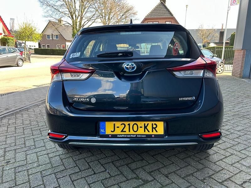Occasion Toyota Auris Hybrid 2017 Grijs Hatchback